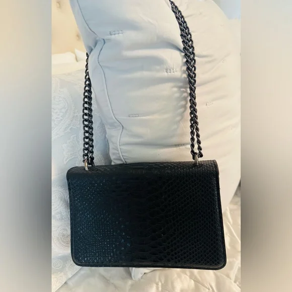 Black Croc Embossed Textured Shoulder Bag with Chain Detail‎ - Picture 9 of 15